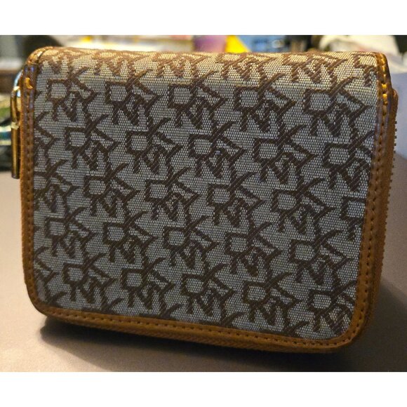 DKNY Logo Canvas & Leather Womens Bi-Fold Wallet With Zip Coin Pocket Brown/Gold - Picture 7 of 7
